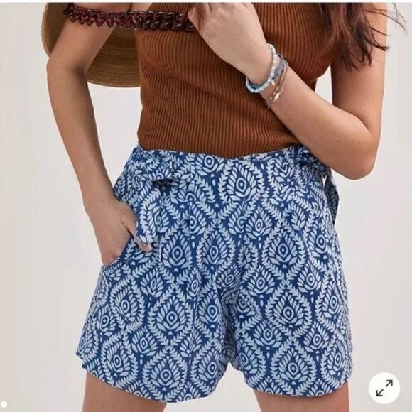 Anthropologie Kopal Shorts Blue Lotus Block Print Size Small $150.00 - Picture 1 of 9